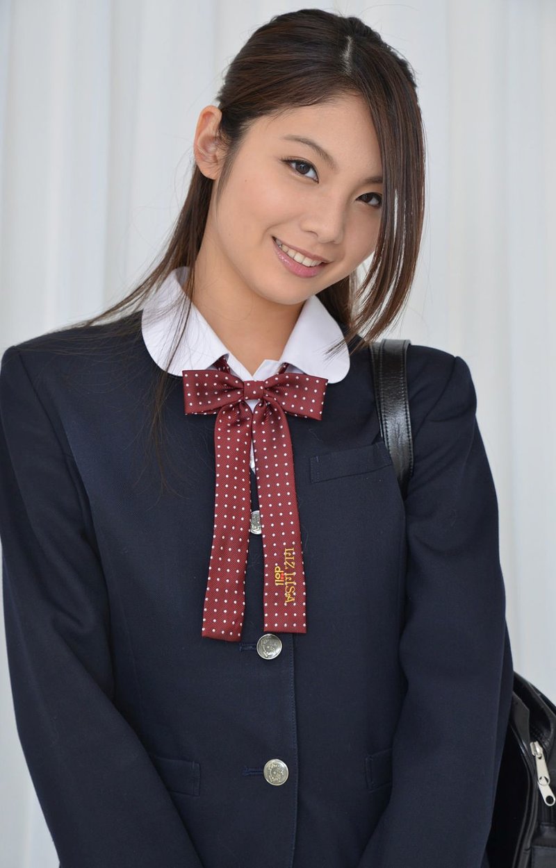 Диночка, 68 лет, 5 размер груди